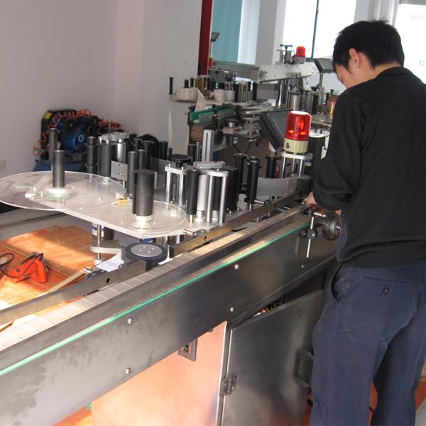 Siemens PLC automaattinen etiketti pullonerottimella vesipulloihin