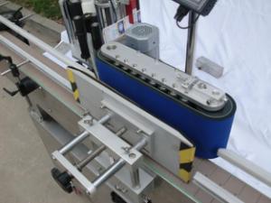 Automaattinen pyöreä pullopäällystyskone ei-kuivalle liimalle, puukotelo / vientipakkausten merkintäkone CE: lle