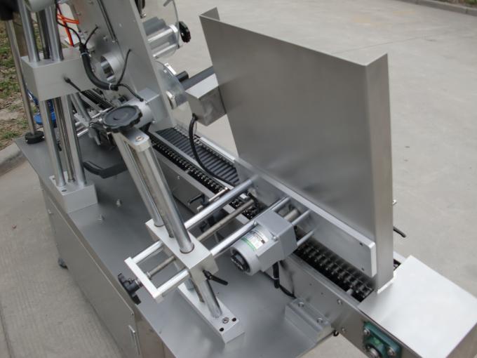 Nopeat pienet pyöreät tölkit etikettiliima, silmämusta pulloetiketitarra kone kosmetiikkaa varten