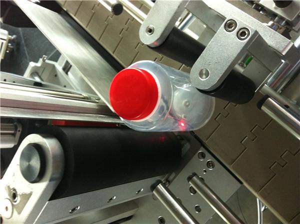 Pawpaw / Guava-pyöreä pullotarrojen merkintäkone juomakentälle