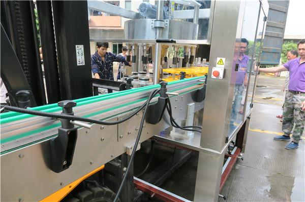 Tehokas pullon pyörivän tarran merkintäkoneen laitteiden PLC-kosketusnäyttö