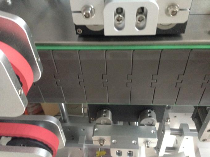 Tarratarrasovitin, yhden tai kahden puolen pyöreä pullon etiketöintikone