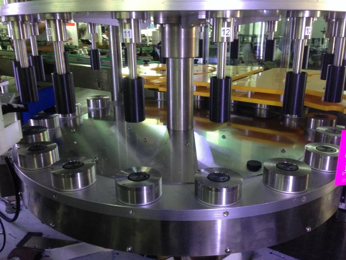 Korkean tuotannon viini- / olutpullojen etiketöintikone, pyöreä pullon etiketöintikone