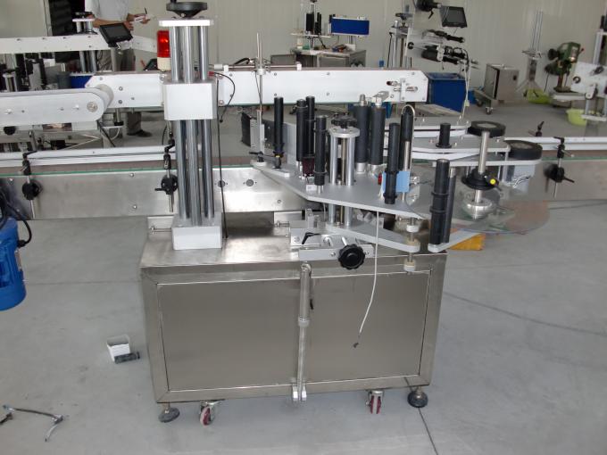 Muovi- ja lasipullot PLC-ohjaus automaattinen kaksoispuolisten tarrojen etiketöintikoneen servomoottori