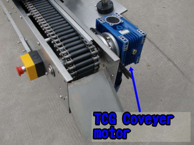 Laadukas älykäs ohjaus itseliimautuva tarra-injektiopullon etiketöintikone suun kautta otettavaan nestepulloon