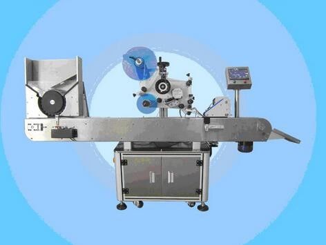 Kiina Automaattinen injektiopullon etiketöintikone kynsilakka etikettikone kosmetiikan toimittajalle