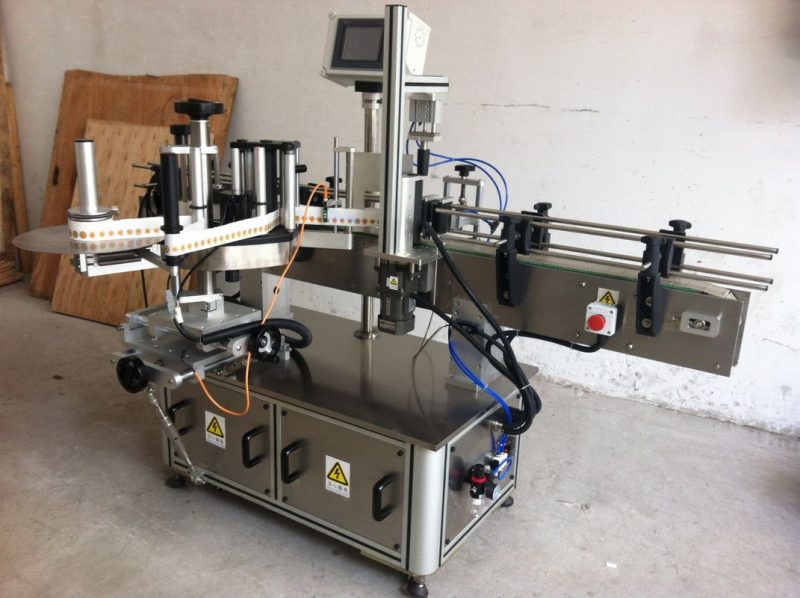 Kiina pyöreä pullotarrojen etiketöintikone kiertää tarrasovelluksen toimittajan