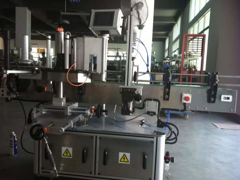 Kiina Hedelmät / vihannekset mehu pyöreä pullotarra etiketöintikone juomateollisuuden toimittajalle